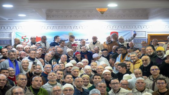 الطريقة البودشيشية تُعلن تجديد البيعة والوفاء لمنير شيخًا للطائفة