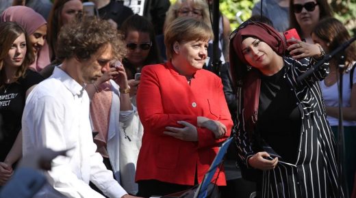 فورين بوليسي: المسلمات المحجبات بألمانيا يعانين التمييز في التوظيف
