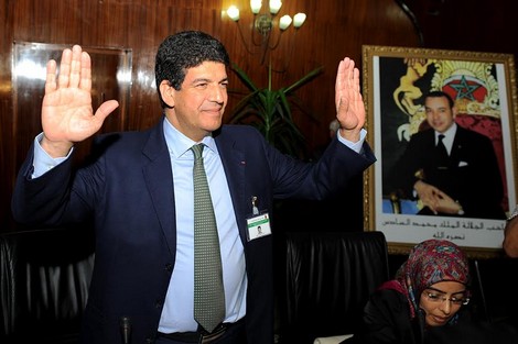 أمن مطار محمد الخامس يمنع الباكوري من مغادرة التراب الوطني بناء على أمر قضائي وغضبة ملكية كبرى تطيح به من رئاسة “مازن”