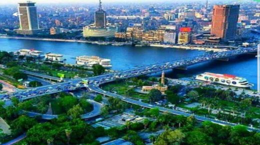 عشرات الضحايا في انفجار سيارات وسط القاهرة