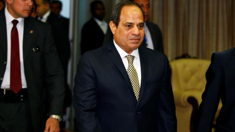 دولة التفويض والطوارئ.. هل اقترب نظام السيسي من نهايته؟