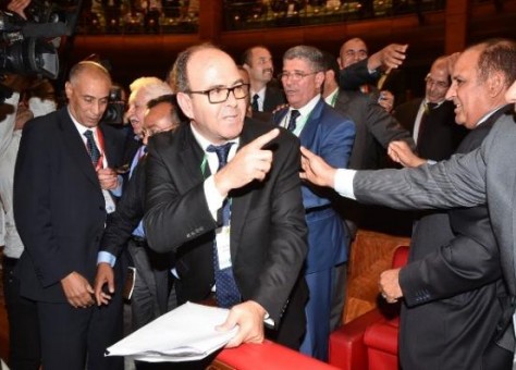 بنشماش يفقد سيطرته على الفريقين البرلمانيين لـ”البام” وحبل الإقالة يلتف حول عنق أبودرار