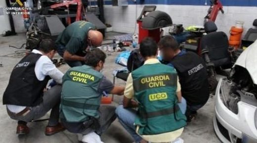 إسبانيا: مغربي وخليلته الفنزويلية يدفنان إسبانيا على قيد الحياة بعد سرقة ممتلكاته
