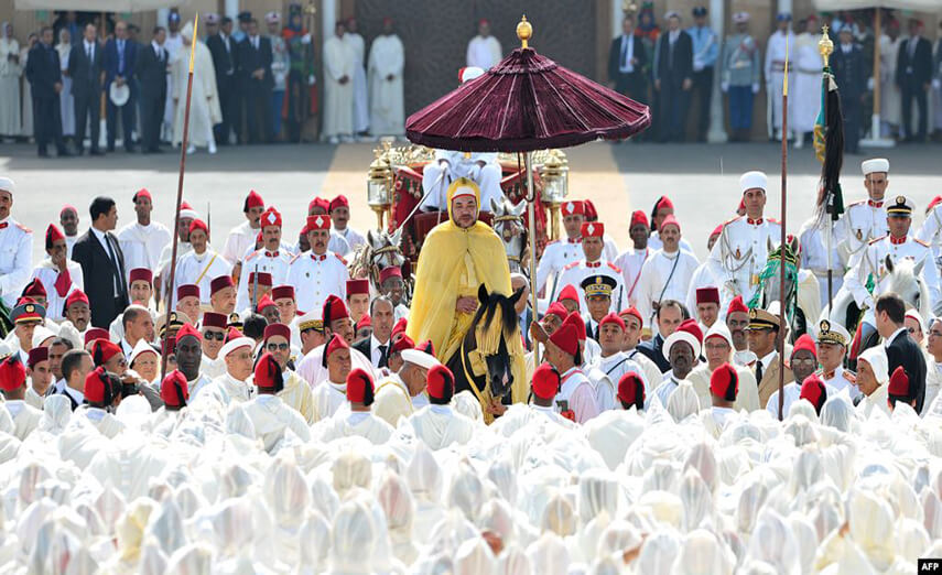 المخزن بين الإفلاس والهتلرة والديمقراطية!.. هكذا أدى فشل النموذج المخزني في الحكم إلى إنعاش “المخزن الإقتصادي” وتكريس “الهتلرة” و”البولسة” بسكر زيادة وصناعة أعداء جدد للنظام