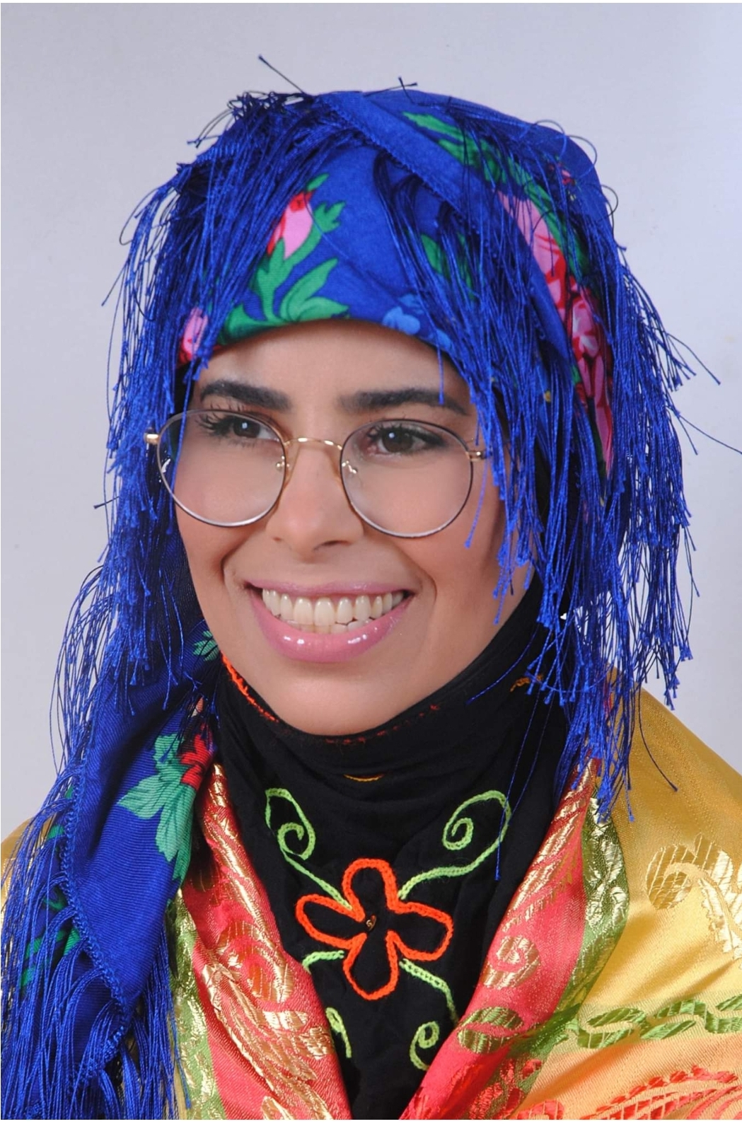 غولٌ باطش، لا يجيد غير لغة الزرواطة وتكسير العظام، إسمُهُ…. المخزن المغربي!‎