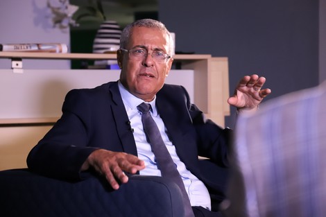 الوزير اليساري بنعبد القادر يُحول وزارة العدل إلى “دار المقري” لإستنطاق النقابيين تحت الضغط والإرهاب النفسي ويحولهم إلى رهائن اداريين