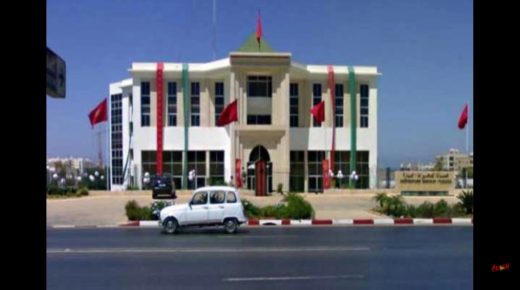 موظفة سامية في الدولة تكشف أسرار خطيرة حول تستر وكيل الملك السابق لتمارة عما يجري في الهرهورة