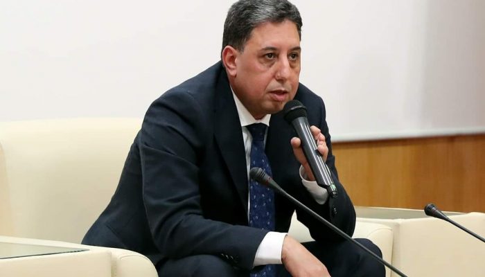 لمساعدة الفئات المعوزة والمتضررة من كورونا.. بوعيدة يتنازل عن نصف راتبه ويدعو الوزراء والبرلمانيين والمنتخبين إلى المشاركة في مبادرته!