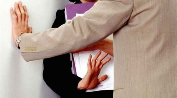 تهمة التحرش الجنسي تلاحق مسؤولا دبلوماسيا مغربيا بكندا