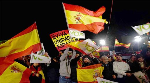 التقدم الكبير لليمين المتطرف في انتخابات إسبانيا يقلق الجالية المغربية وسلطات الرباط