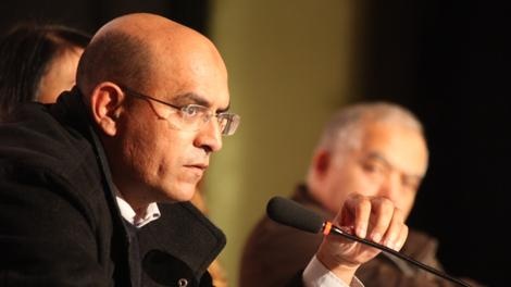 الناطق الرسمي السابق بإسم القصر الملكي: الديمقراطية اختزلت في الانتخابات في غياب السيادة الشعبية