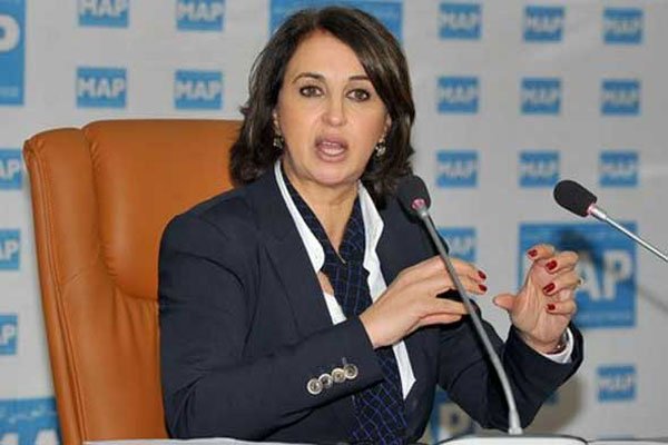تسعى للظفر بمقعد برلماني.. نبيلة منيب تُزكِي نفسها وكيلة للائحة الجهوية لفيدرالية اليسار بجهة الدارالبيضاء