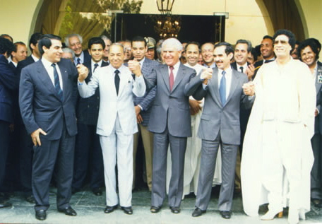 حملة “أنا مغاربي” تجتاح مواقع التواصل الاجتماعي… ومحلل سياسي يقول: لا مؤشرات إيجابية لتحقيق حلم إعادة إحياء الإتحاد المغاربي