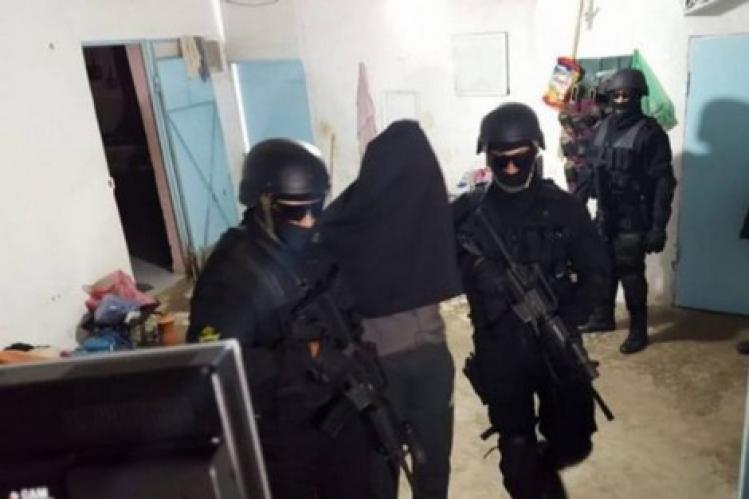 تفكيك خلية إرهابية تنشط بين الدارالبيضاء وأزيلال كانت تخ لأعمال إرهابية داخل المملكة تمهيدا لإعلان ولاية تابعة ل “داعش”