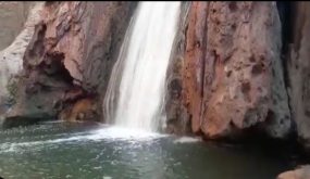 منابع أم الربيع