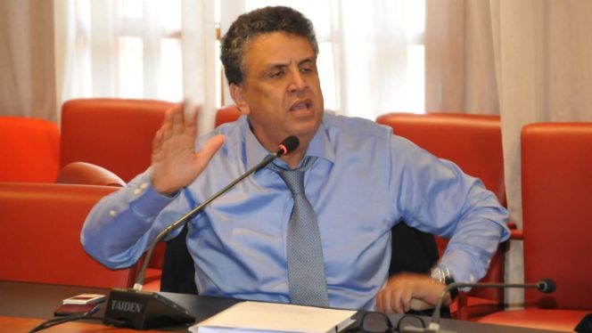 “زعيم البام” يدعو إلى إحداث انفراج سياسي في البلاد ويخاطب وزير الداخلية: الدولة القوية هي التي تتجاوز وتعفو