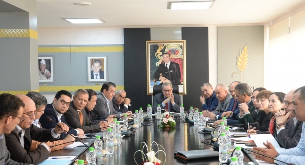 تفاصيل إجتماع عاصف للمكتب السياسي للحركة الشعبية!.. غياب أوزين ومشادات قوية بين الفاضيلي والعسالي ومبديع يستنجد العنصر لإنقاذه من السجن