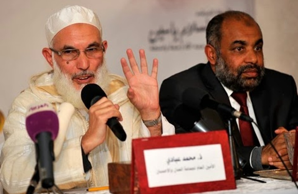 Image processed by CodeCarvings Piczard ### FREE Community Edition ### on 2014-02-28 14:11:43Z | | )