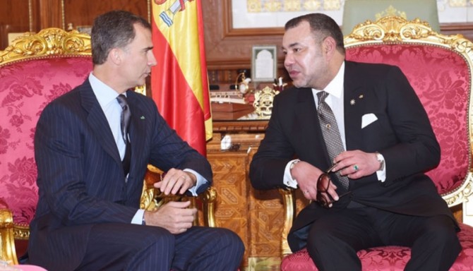 بعد أزمة الحدود البحرية..تفاصيل مفاوضات بين المغرب وإسبانيا لتقاسم الموارد الطبيعية لمياه الصحراء