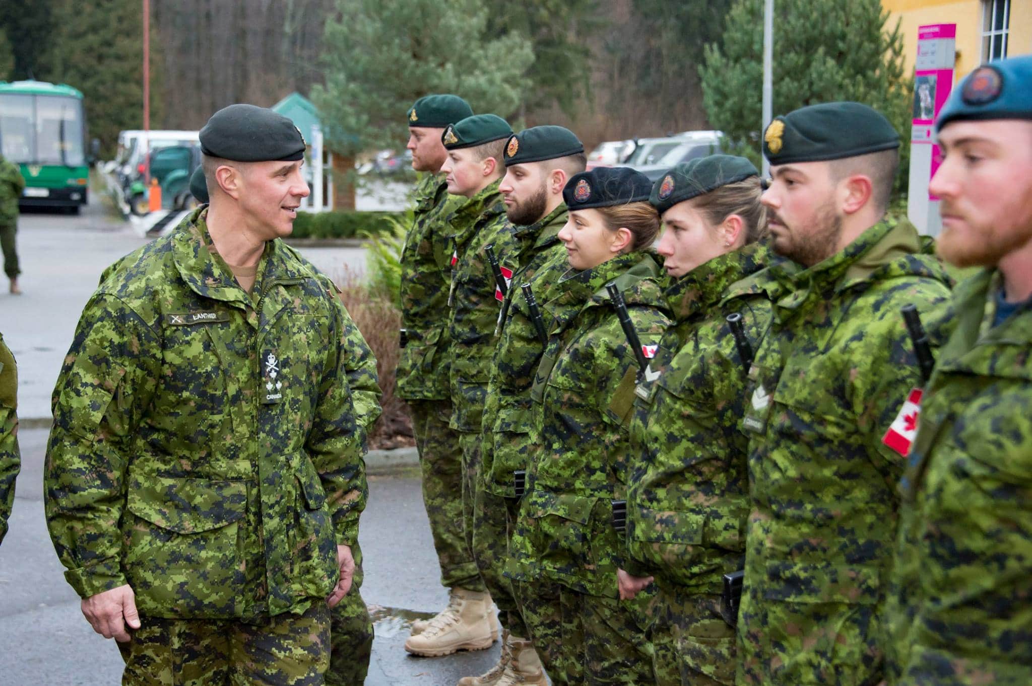 الـجـيـش الـكـنـدي يـفـتـحُ بـاب الـتـوظـيـف!