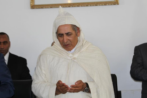 زلزال الإعفاء يُزلزل عرش والي جهة الداخلة وادي الذهب!.. الديوان الملكي يتوصل بشكاية نارية حول فضائح مدوية وتجاوزات غير قانونية وإختلالات وخروقات خطيرة بطلها الوالي بنعمر بالداخلة