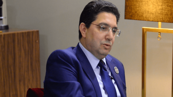 الوزير بوريطة كيْكذب على الملك والشعب!.. مغربي عالق بالخارج يكشف حقائق مثيرة: نعيش على حسابنا الخاص في ظروف مادية صعبة منذ 20 أبريل ولم نتلقى من السفارة المغربية بسويسرا إلاٌ الإهانة 