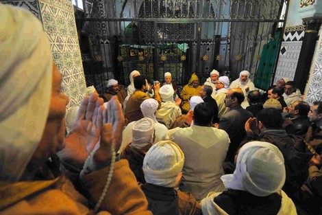 وزير الصحة يدعو المرضى إلى اجتناب أداء صلاة الجمعة في مساجد المملكة