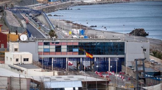 خوفا من كورونا.. رئيس بلدية إسباني يطالب بنقل المغاربة القادمين من إيطاليا والعالقين في الميناء إلى محطات استقبال