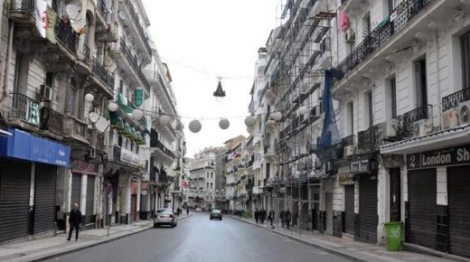 الجزائر تبدأ في رفع الحجر الصحي وتُقرر فتح المحلات التجارية واستئناف الأنشطة الاقتصادية