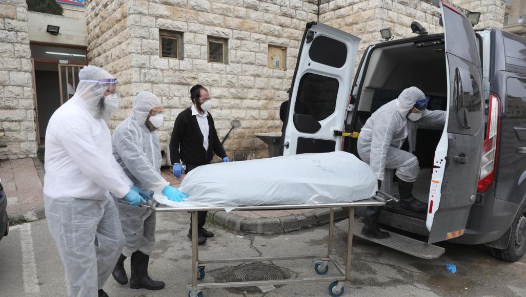 مغاربة بلا قبور في إسبانيا!.. تفاصيل فضيحة مدوية أبطالها كبار مسؤولي الدبلوماسية المغربية