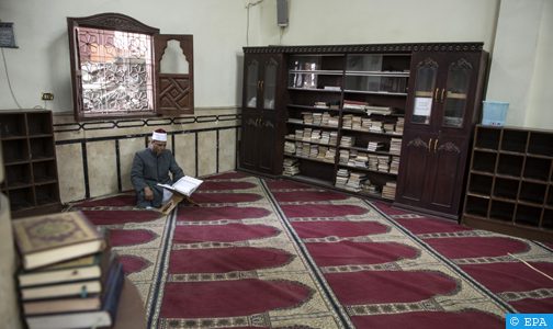 للحد من تفشي كورونا.. السلطات المصرية تمنع التراويح والاعتكاف في رمضان المقبل