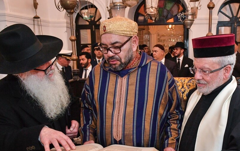 تفاصيل مثيرة حول قرصنة مراكز القرار والنفوذ في الدولة المغربية وتسخيرها لخدمة الأجندة الصهيو-تطبيعية التخريبية للوطن وهكذا أصبحت أوكار التطبيع والصهينة تتحكم في دواليب ومقاليد المؤسسات والقطاعات الحساسة