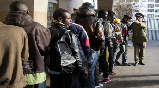 الـAMDH تكشف معطيات خطيرة حول وضعية المهاجرين السريين بالمغرب