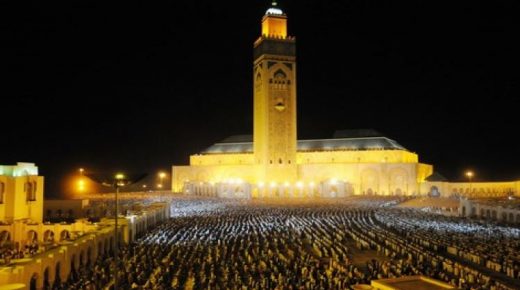 تفاصيل إعادة الفتح التدريجي لـ5000 مسجد توزعت بالتناسب مع عدد المساجد بكل منطقة