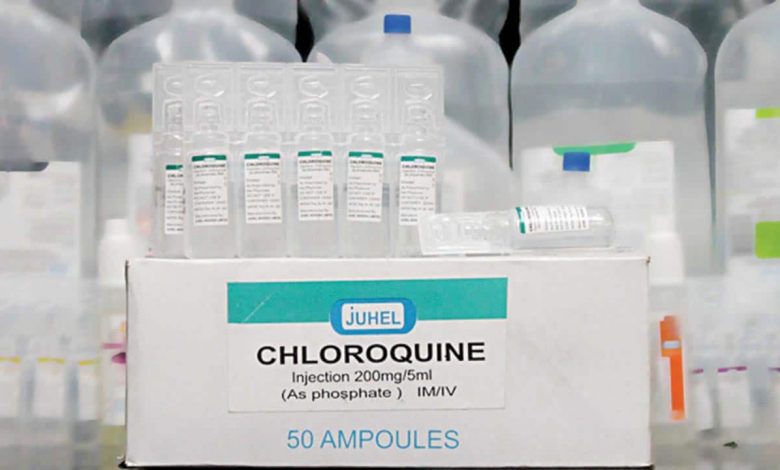 اللجنة التي حذرت علاج مرضى كورونا بـ“الكلوروكين” تضم عارضة أفلام إباحية وكاتب قصص!