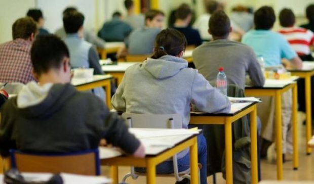 هام للمقبلين على اجتياز مباريات ولوج المدارس والمعاهد العليا.. هذه تفاصيل الحصول على الترخيص الاستثنائي للتنقل!