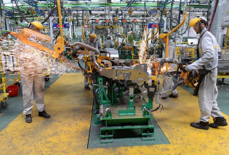 ستكون أسرع من المتوقع منذ شهر.. تفاصيل إعادة انطلاق الأنشطة الاقتصادية بالمملكة