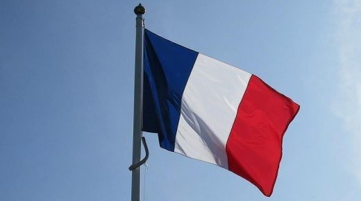 فرنسا الاستعمارية بـ”الساحل” ..تحالف ضد الارهاب أم نهب للثروات؟