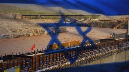 الإعلامي الإسرائيلي إيدي كوهين يلمح إلى دور تل أبيب في دعم إثيوبيا وحرمان مصر من مياه النيل