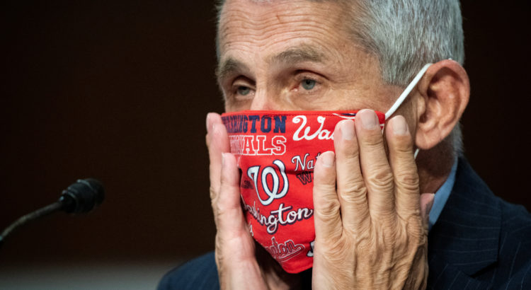 مسؤول أمريكي رفيع يدق ناقوس الخطر: العالم لا يزال في بداية وباء كورونا