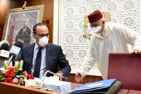 جائحة كورونا تضرب البرلمان وتصيب مخزني بديوان المالكي وأستاذ جامعي وموظف بمصلحة الخارجية