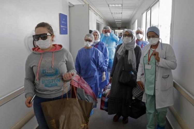 لقاح كورونا سيكون جاهزاً في دجنبر والدولة ليس بمقدورها تحمل كلفة الحجر الصحي وهذه هي سيناريوهات إنقاذ البلاد من الجائحة