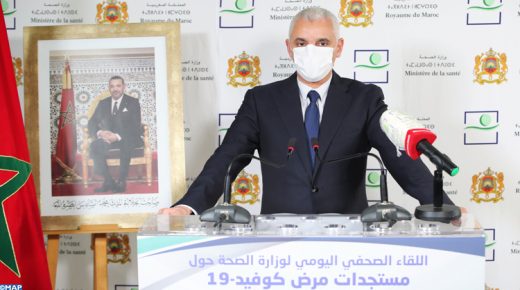 Le ministre de la Santé, Khalid Ait Taleb, tient un point de presse afin de souligner le role important des mesures proactives prises par le Maroc, particulièrement l'état d'urgence sanitaire, dans l'évolution de la pandémie Covid-19 au Maroc. 19042020  Rabat.
