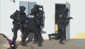 فيديو من تيفلت وطنجة لأولى لحظات تفكيك خلايا إرهابية ضمن عملية أمنية متزامنة بأربعة مدن