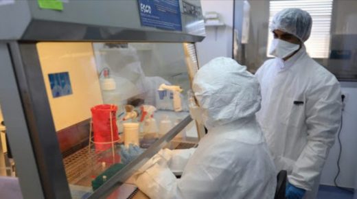 توسيع شبكة المختبرات الخاصة المسموح لها بإجراء اختبارات تشخيص فيروس كورونا