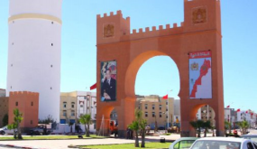 أفريك إنتليجنس”: بعد أن أضحت ضعيفة بالاتحاد الإفريقي، الجزائر تحاول تعبئة آخر “أصدقائها” بشأن ملف الصحراء