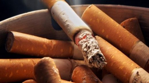 حكومة العثماني ترفضُ مقترح قانون منع التدخين في الأماكن العمومية