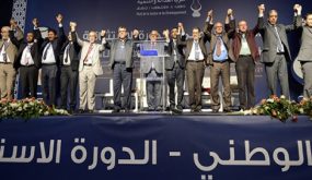 بعد استقالة الرميد والأزمي.. سفينة العدالة والتنمية تتجه بسرعة نحو الغرق!