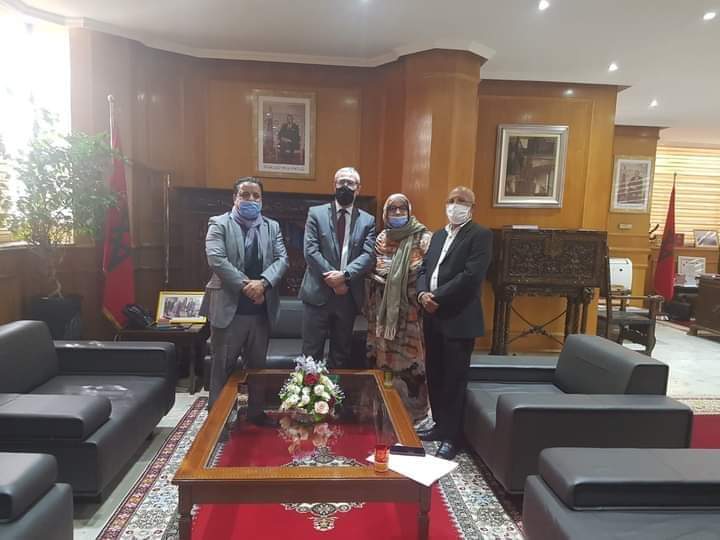 في استغلال بشع لمؤسسات الدولة في الحملات الانتخابية.. الوزير بنعبد القادر يحول وزارة العدل إلى ملحقة لحزب الإتحاد الإشتراكي!