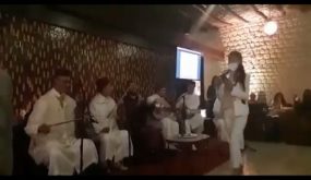 النشاط حتى شاط وْحاميها حراميها فْزمن كورونا!.. الوزيرة بوشارب تخرق قانون الطوارئ الصحية وتستغل مهمة رسمية لإقامة حفل باذخ في الصويرة (فيديو)